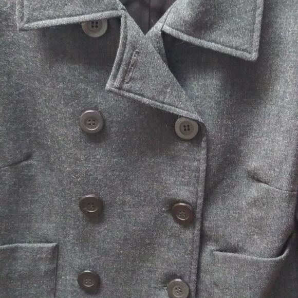 Little cropped grey peacoat sz 4 - Picture 3 of 8